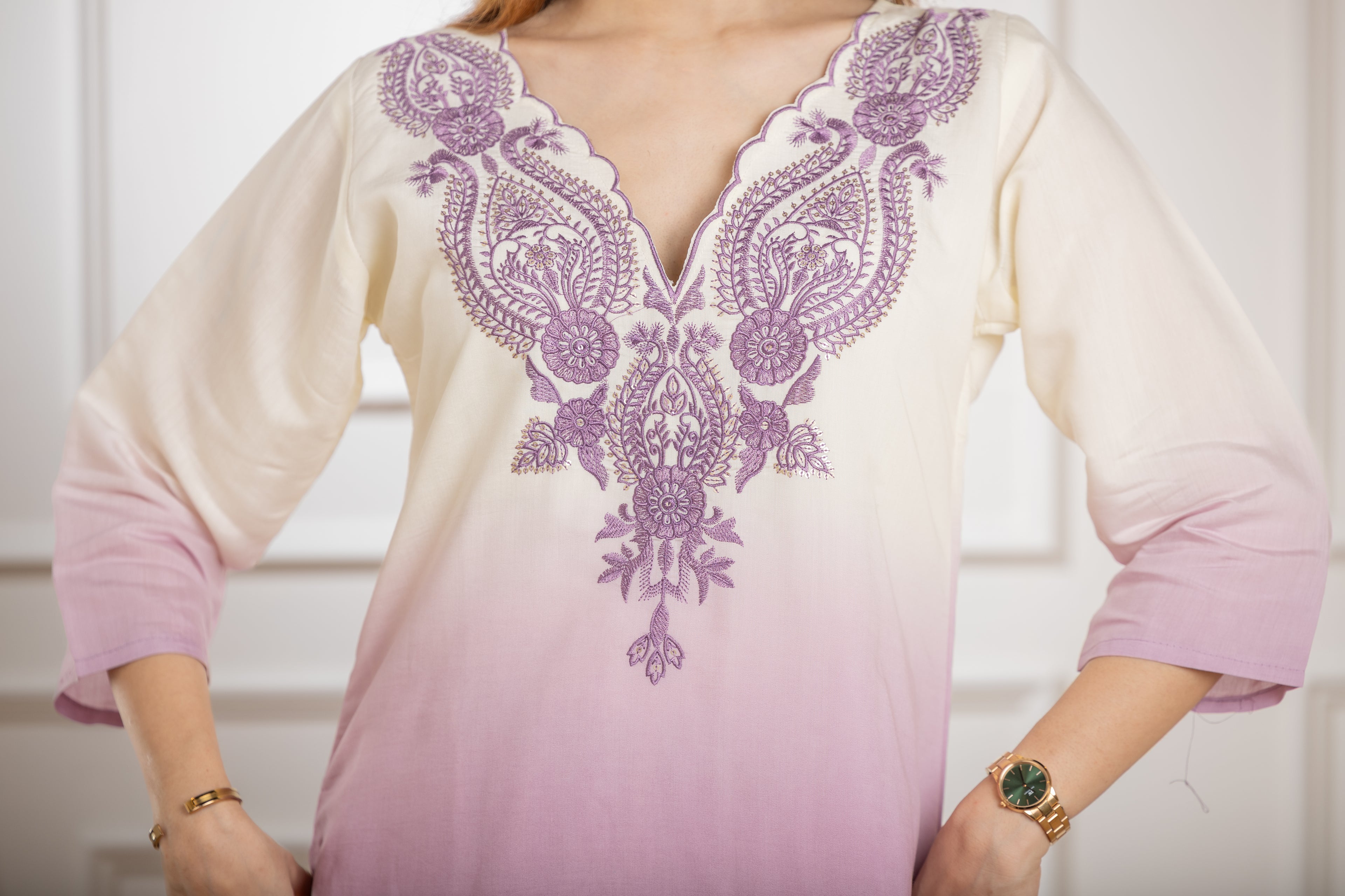 Layla – Roman Silk Lavender Embroidered