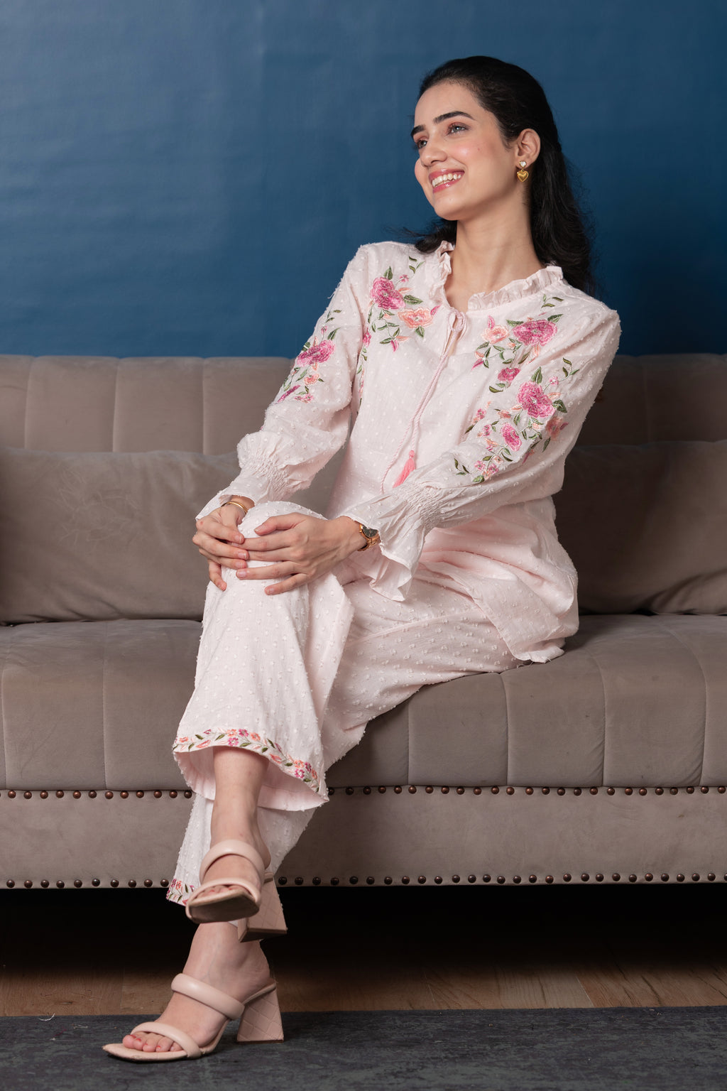 Inaaya – Blush Mal Cotton Embroidered