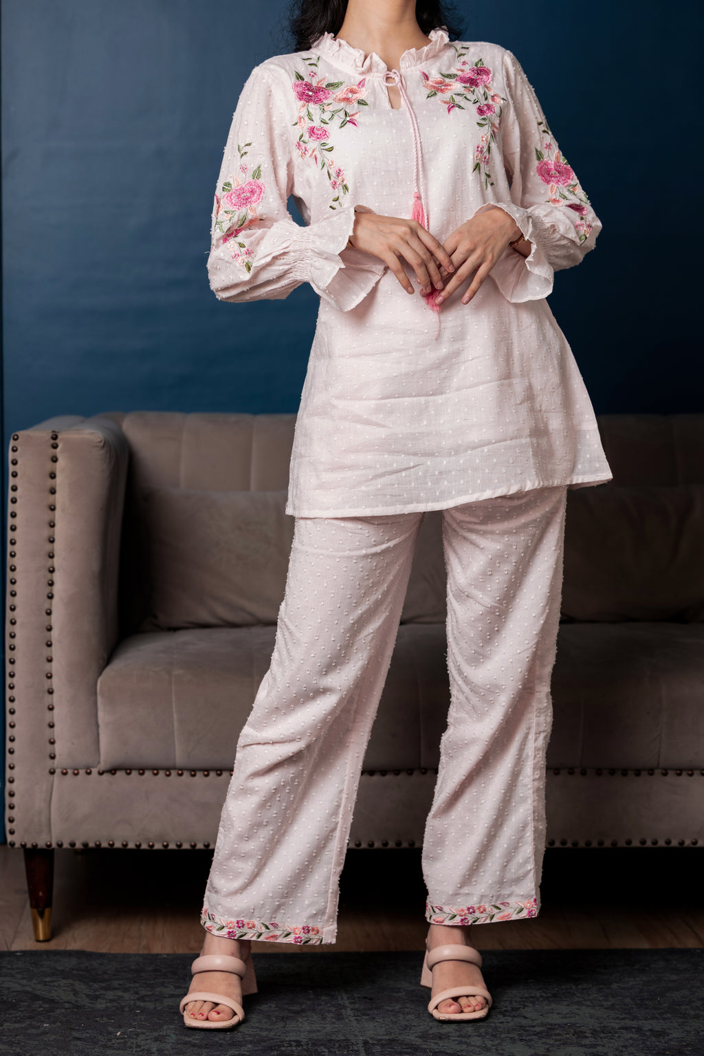 Inaaya – Blush Mal Cotton Embroidered