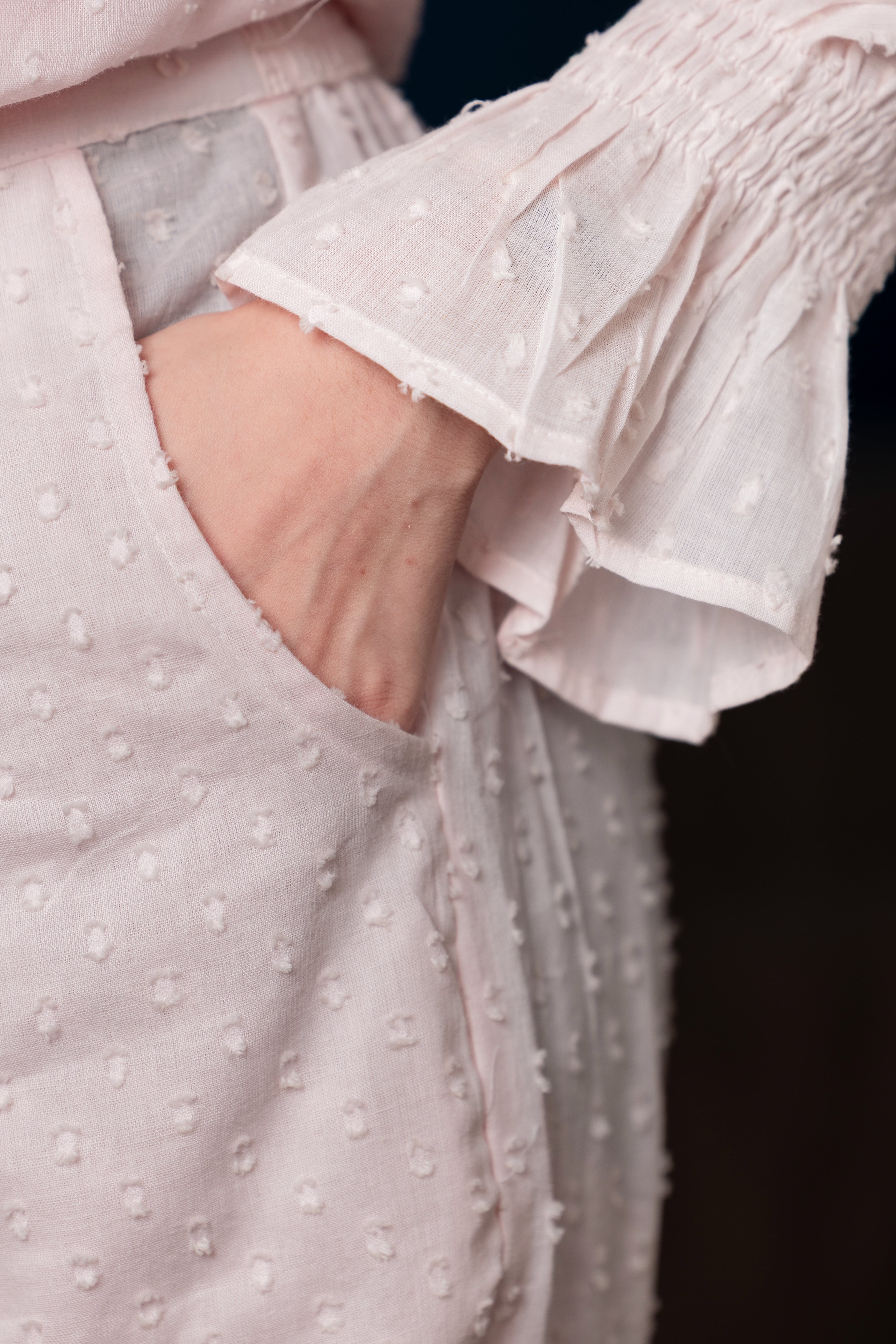 Inaaya – Blush Mal Cotton Embroidered