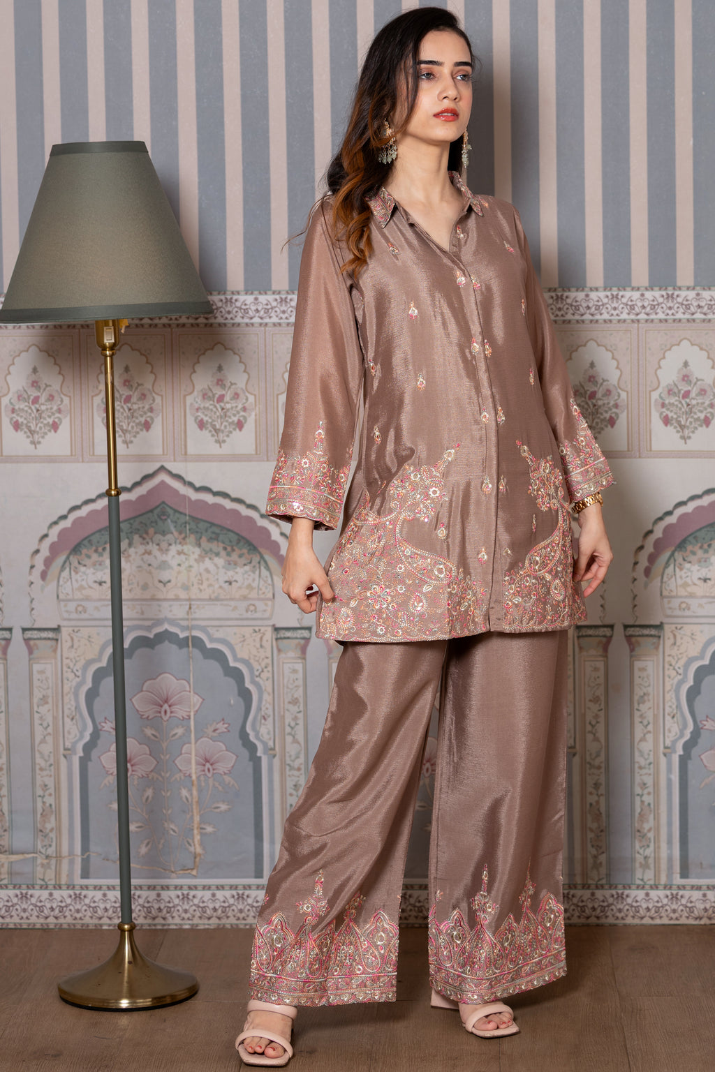 Mallikah – Brown Chinnon Silk Embroidered