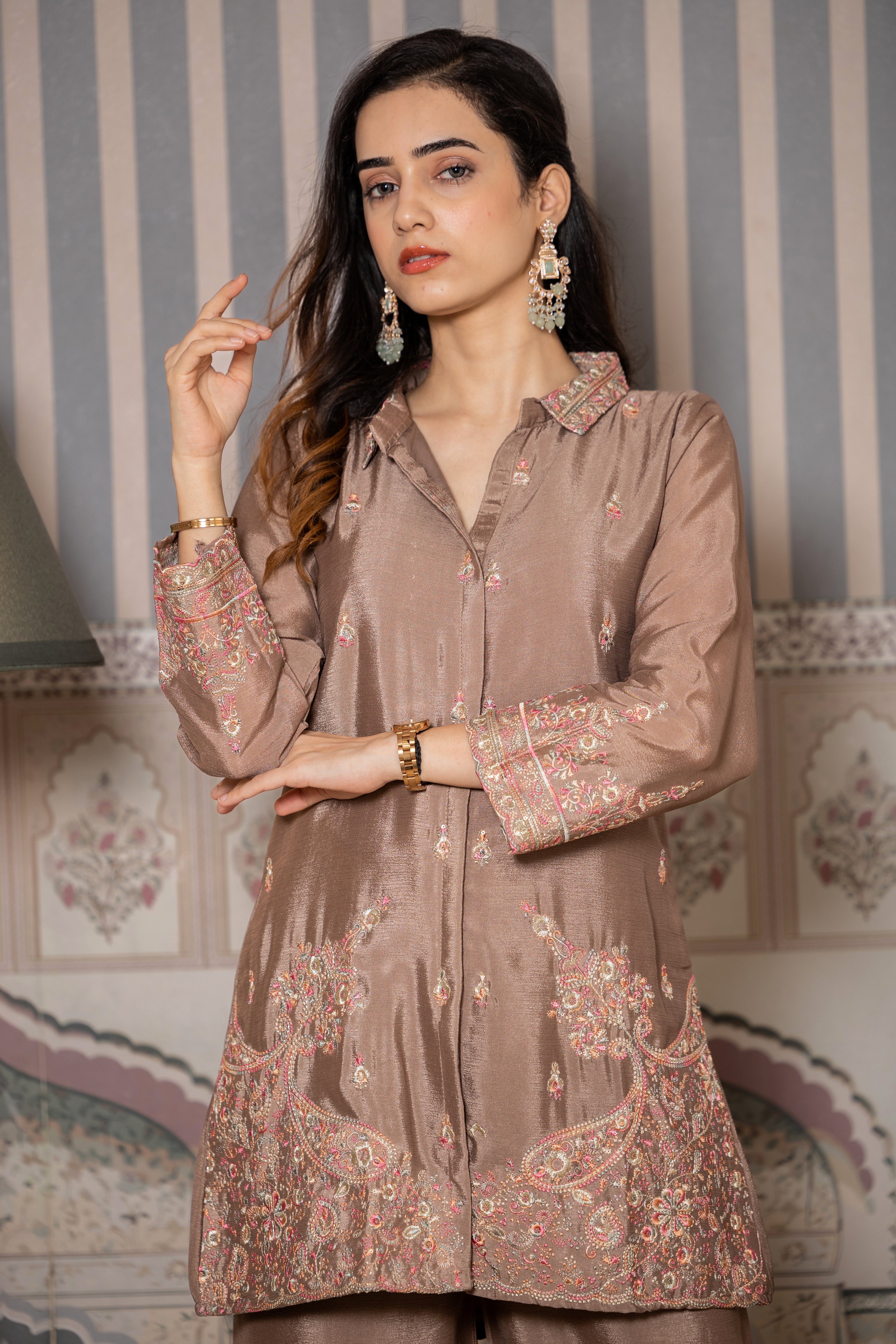 Mallikah – Brown Chinnon Silk Embroidered