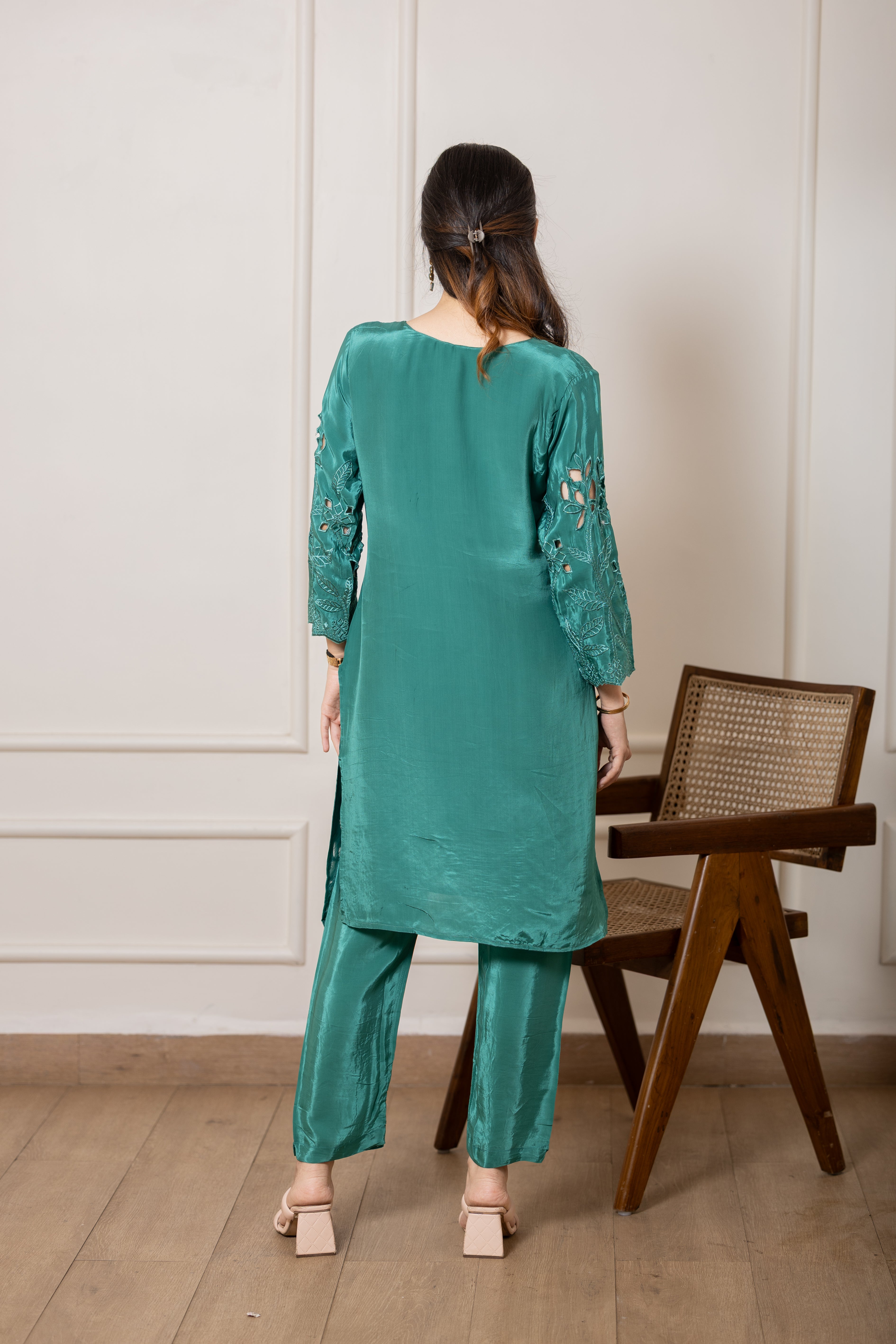 Husna – Emerald Natural Silk Cutwork