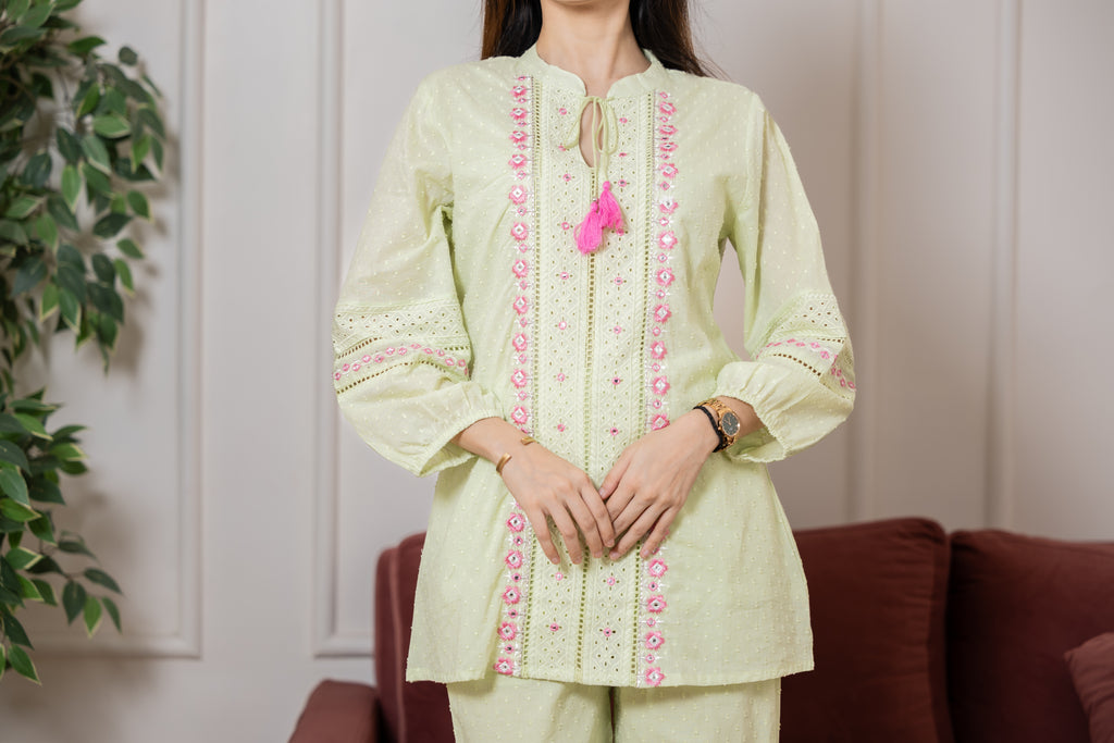 Adara – Pista Mal Cotton Short Kurta