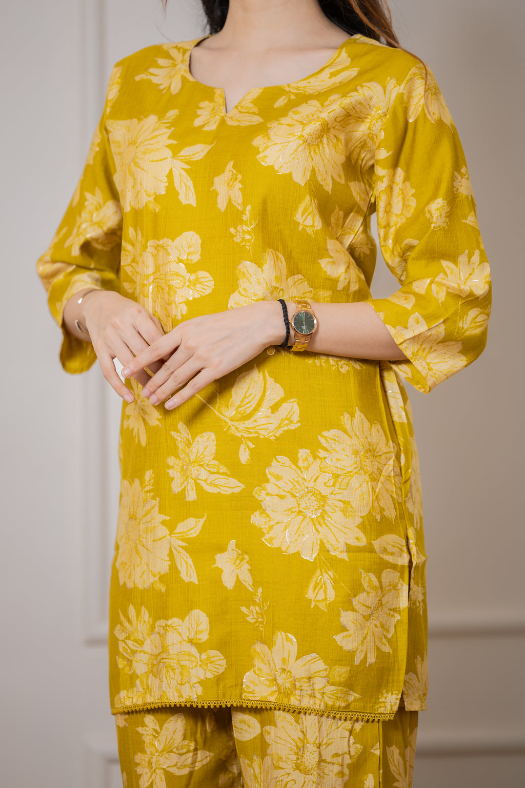 Alizeh - Vatican silk  Mustard floral